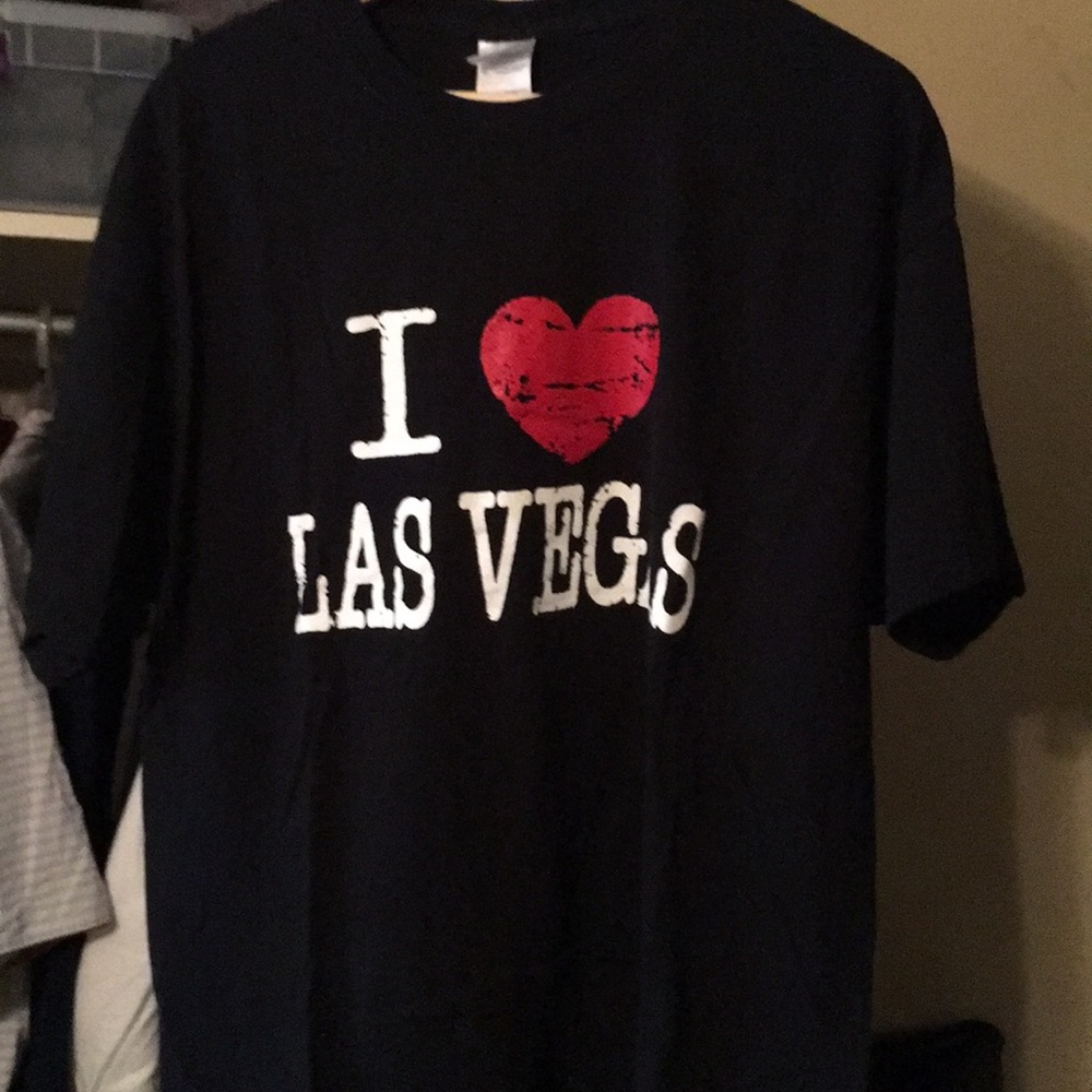 I ❤️ Vegas Tee